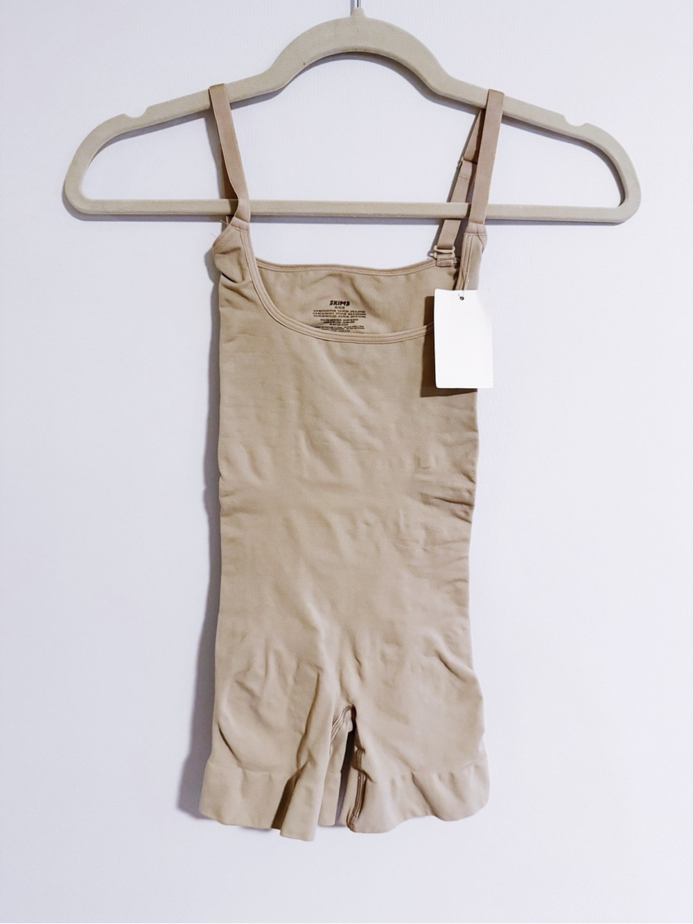 Skims - Clay Seamless Sculpt Mid-Thigh Bodysuit